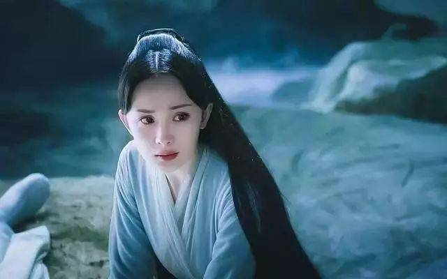 一身|不戴头饰仍让人惊艳的10大古装女神，杨幂似圣女，周迅美如精灵