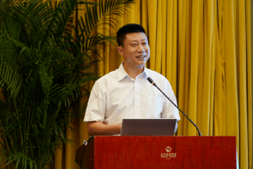 联盟副理事长李红林在会上,新当选的联盟副理事长李红林作了题为