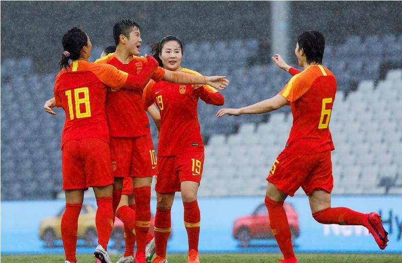 fifa女足排名:中國下滑2名排第19也是2021年終排名.