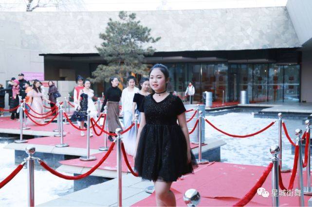 活动|星城街舞KIMI老师带领学员参加鸟巢年度盛典