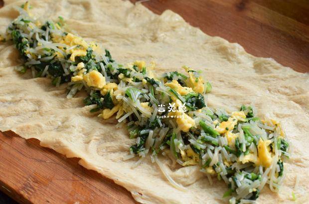 包子|早餐来点新鲜的，卷一卷煎一煎，皮薄馅大，比包子馒头好吃，真香