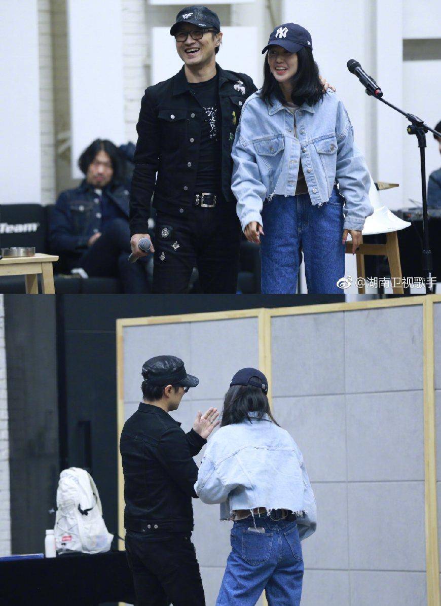 手表|汪峰终于不穿皮裤,却被谭维维的蕾丝长筒靴和手表抢镜!