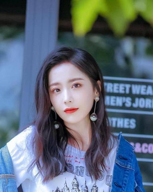 氛围|丝芭是不是开了“鞠学”课？各个妆容和神态都太像小鞠了