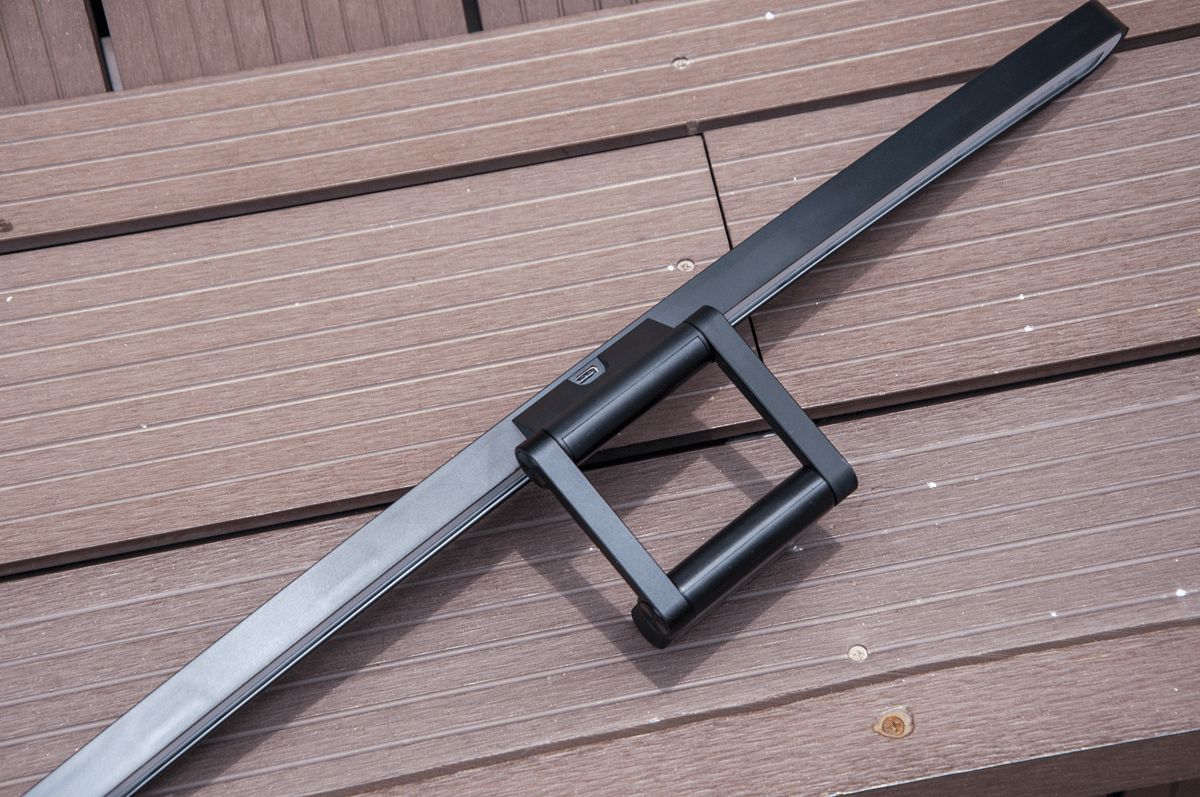 调节|电竞玩家福音，LYMAX曲面屏幕挂灯给你完美的曲面屏照明解决方案