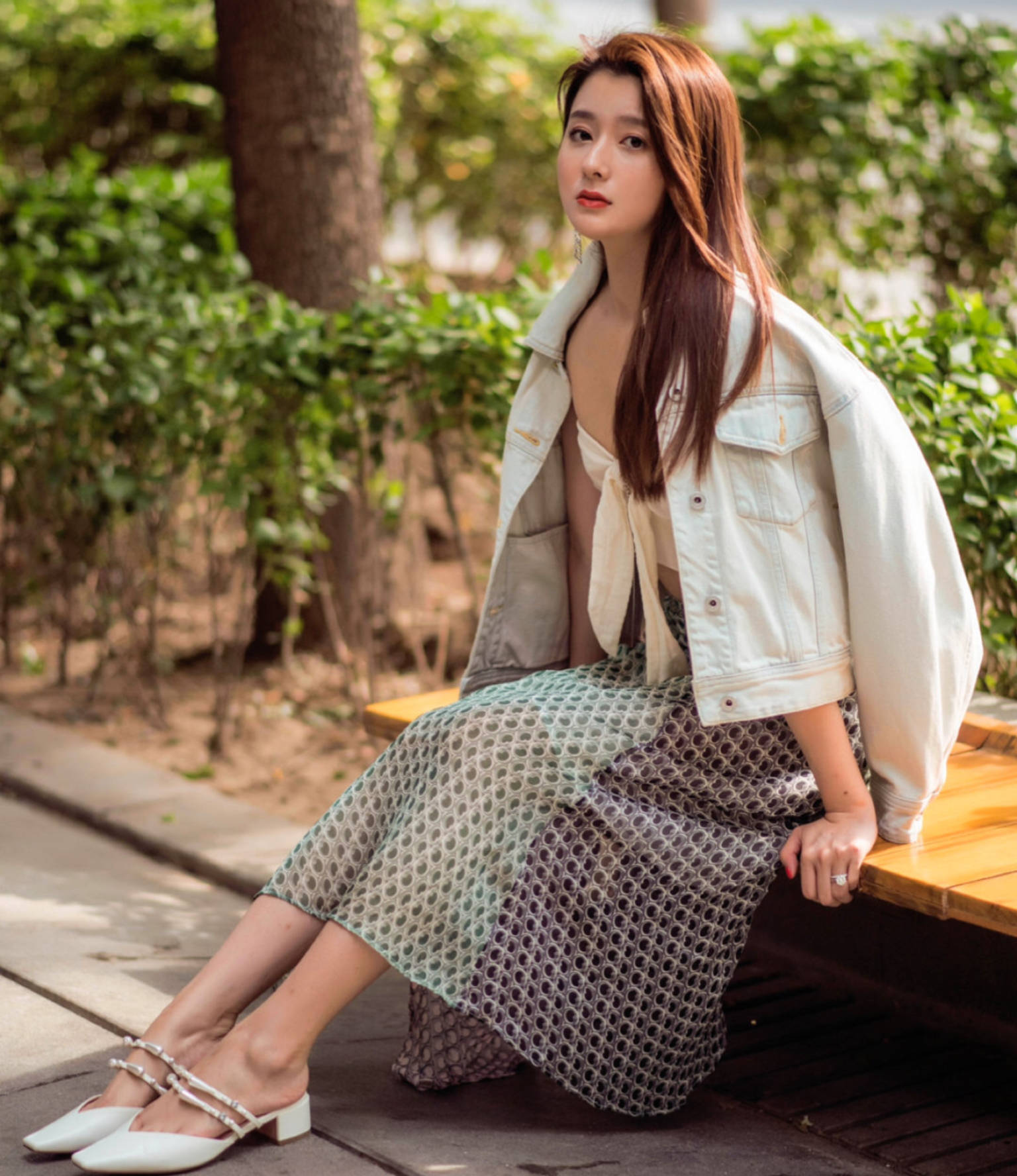 设计|夏季日系穿搭,这六条裙子不仅减龄,时髦感很强,二三十岁都适合