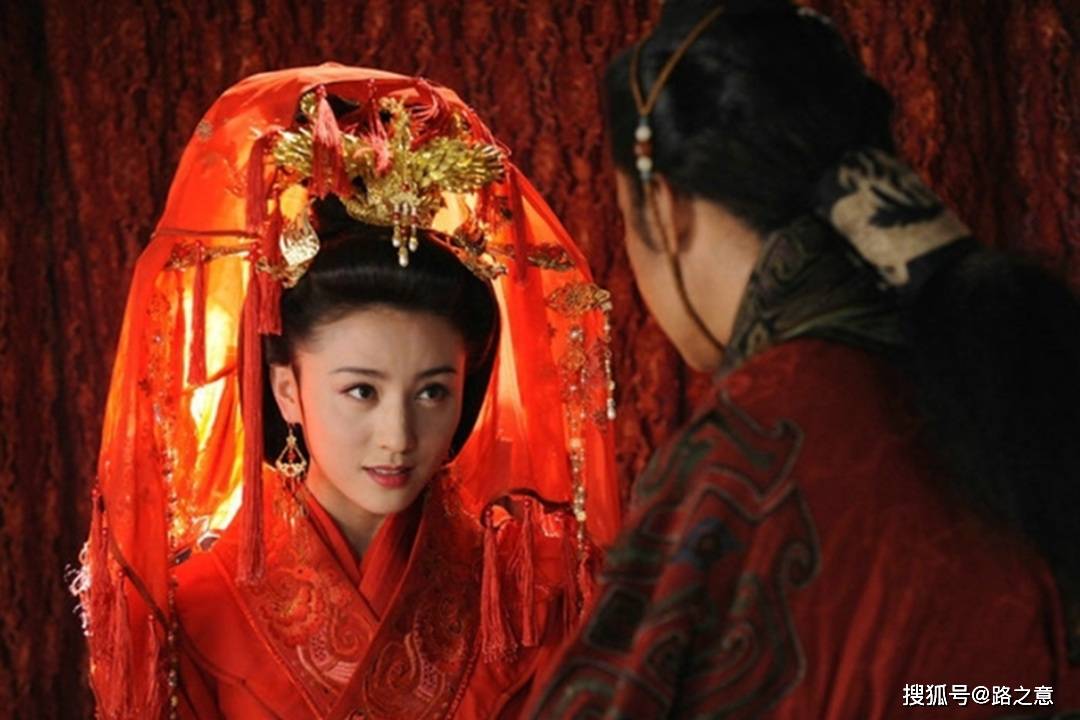 原创换新娘奇案一个贤惠温柔一个奇丑无比洞房之夜新娘已被调包