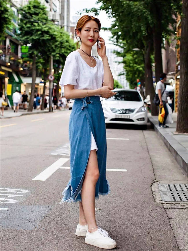 仙女|比印花裙妩媚,比百褶裙凉快,夏天你该入手一条开叉裙!