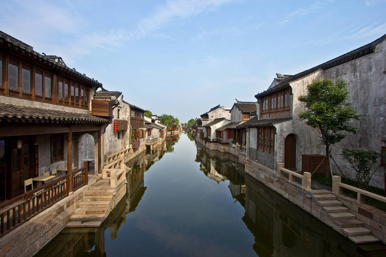 原创江苏无锡一座古镇,被评为中国历史文化名镇,地处三地交界