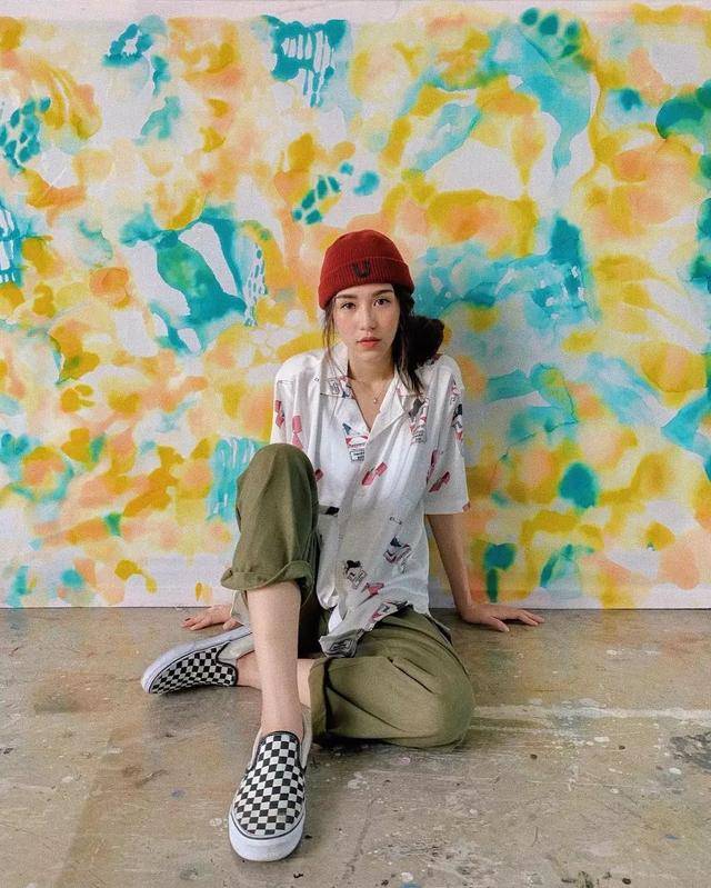 夏天|比裙子百搭，比衬衫凉快，夏天多试试这4件上衣，减龄又洋气