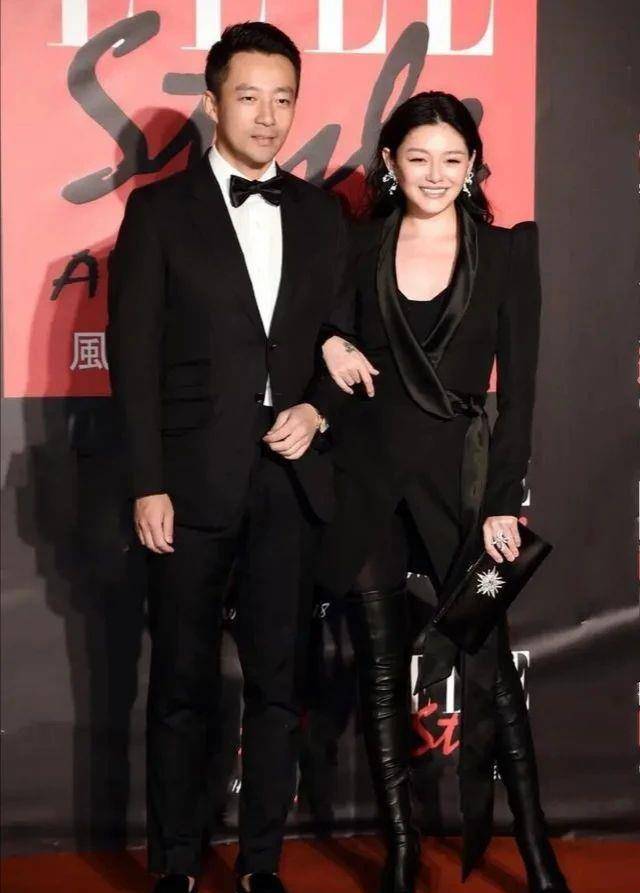 一身|大S越胖越敢穿，廓形西装像是150斤，女神形象全无