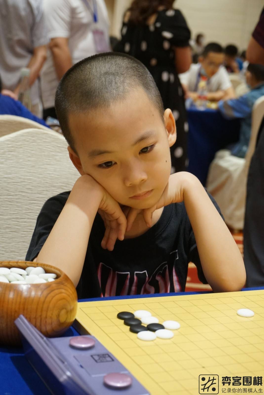 陈佳乐(上海市围棋协会)赵千越(中国棋院杭州分院)王艺卓(中国棋院