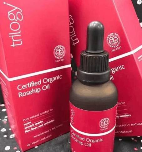 因为|有痘有斑用什么护肤品