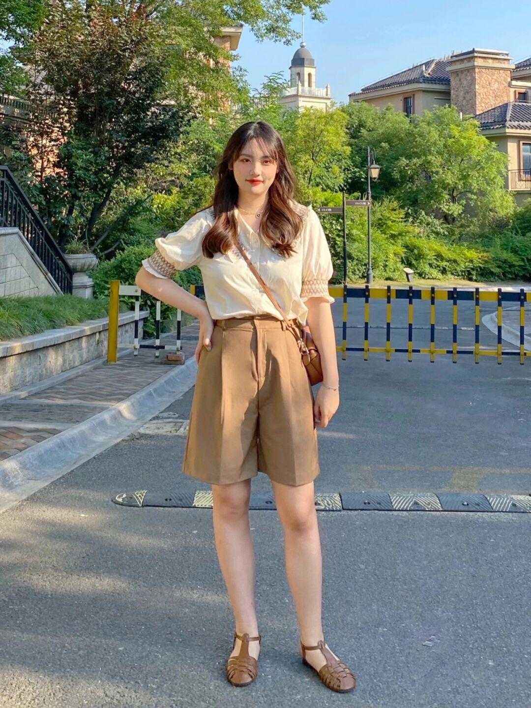 颜色|夏季怎么配色才时髦？学会这几套的“配色精髓”，让你的气质飙升