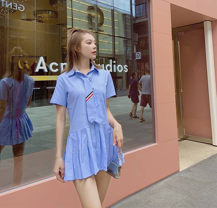 设计|邻家女孩式的“衬衫百褶裙”，温柔又青春，满足你的活力少女心！