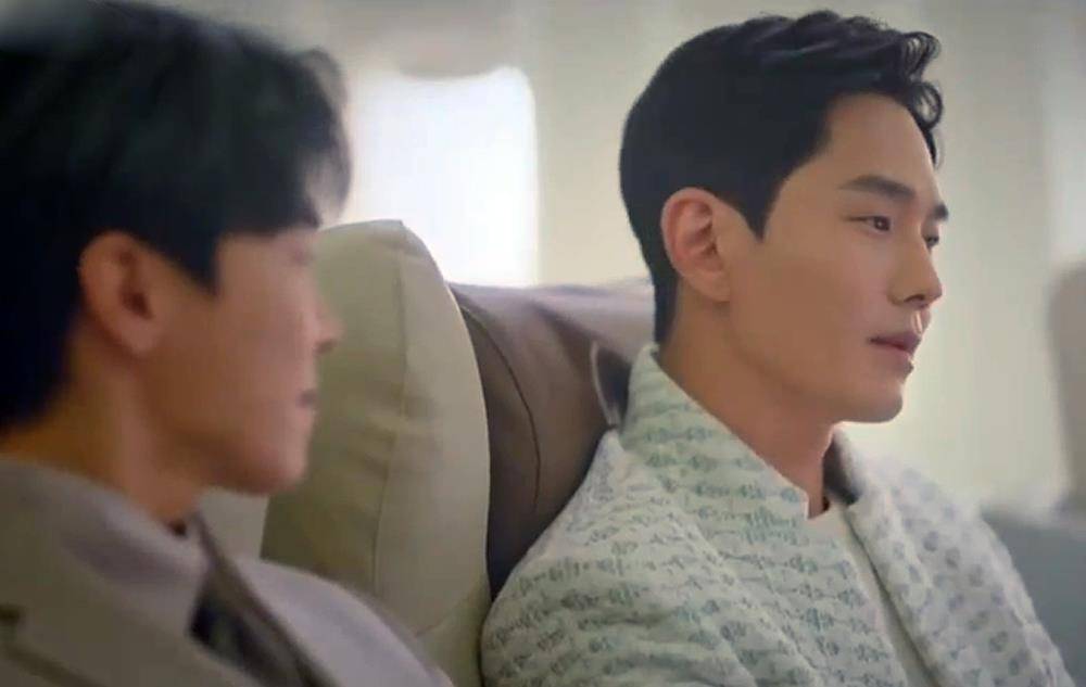 千瑞|《顶楼》是无限流吗？千瑞珍干饭装疯 朱丹泰不是真的朱丹泰？