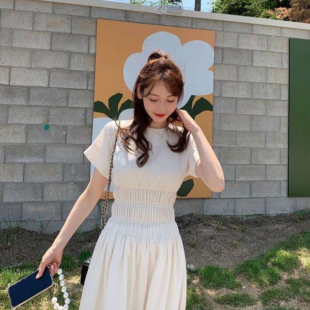 丝带|3款绝美的夏日扎发，扁头大脸女生快来学！