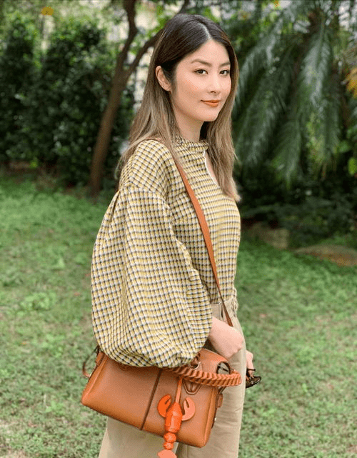 身材|陈慧琳48岁了，气质反而更高级，印花上衣配银色半身裙，高贵优雅