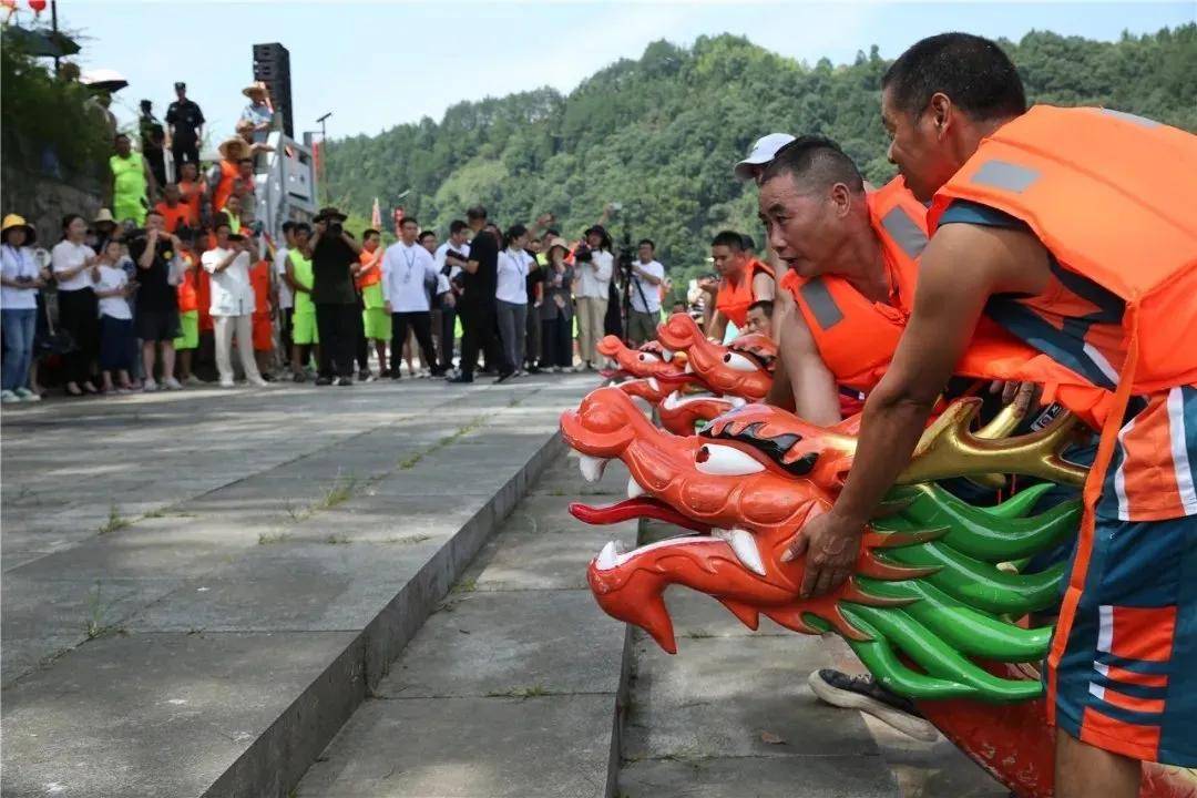 村队|锣鼓声响，龙舟逐浪，紧水滩这场龙舟赛超燃！