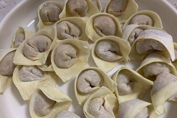 虾皮|最近孩子迷上这美味，早餐宵夜都要吃，10分钟就出锅，真香！