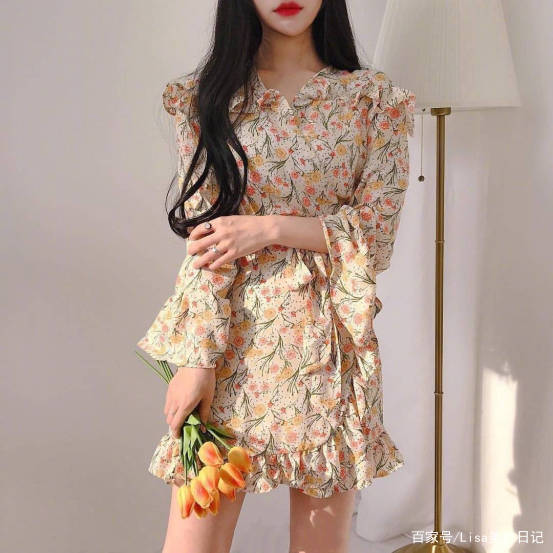 女生|20+女生不要老穿T恤！单调太普通，8套“女神”裙装提升你气质！