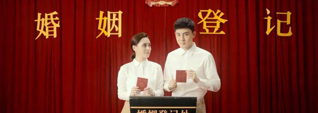 两人还结了婚.甚至,还与强奸她的罪犯许一城走到了一起.