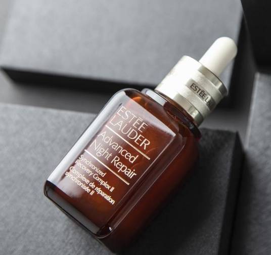 产品|抗皱精华液哪个好用 年轻女士适用的抗老抗皱精华推荐