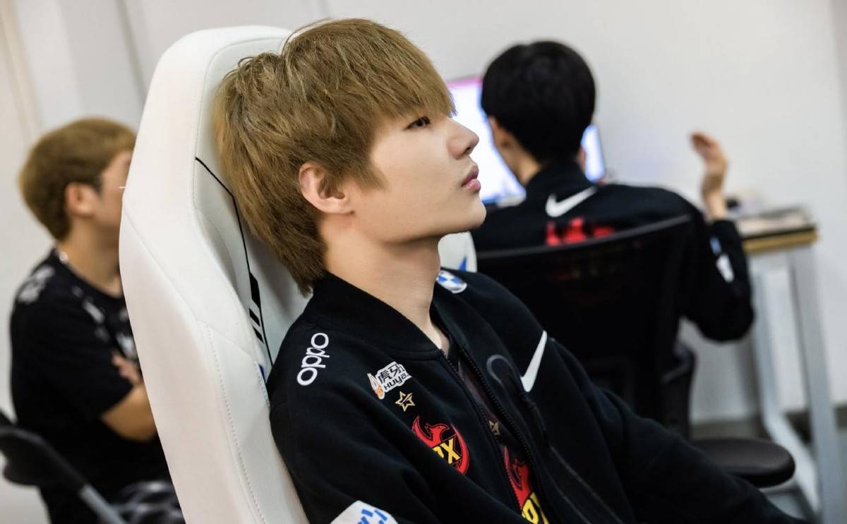 fpx老板透露希望刘青松没事他的伤病没想象中那么简单