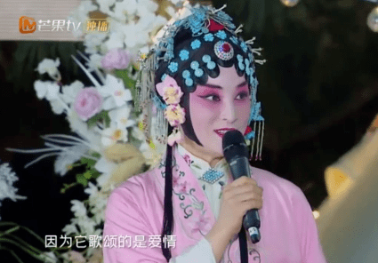 林峯|张馨月穿婚纱表白林峯，林峯承诺两年内办婚礼，吴宣仪被迫当花童