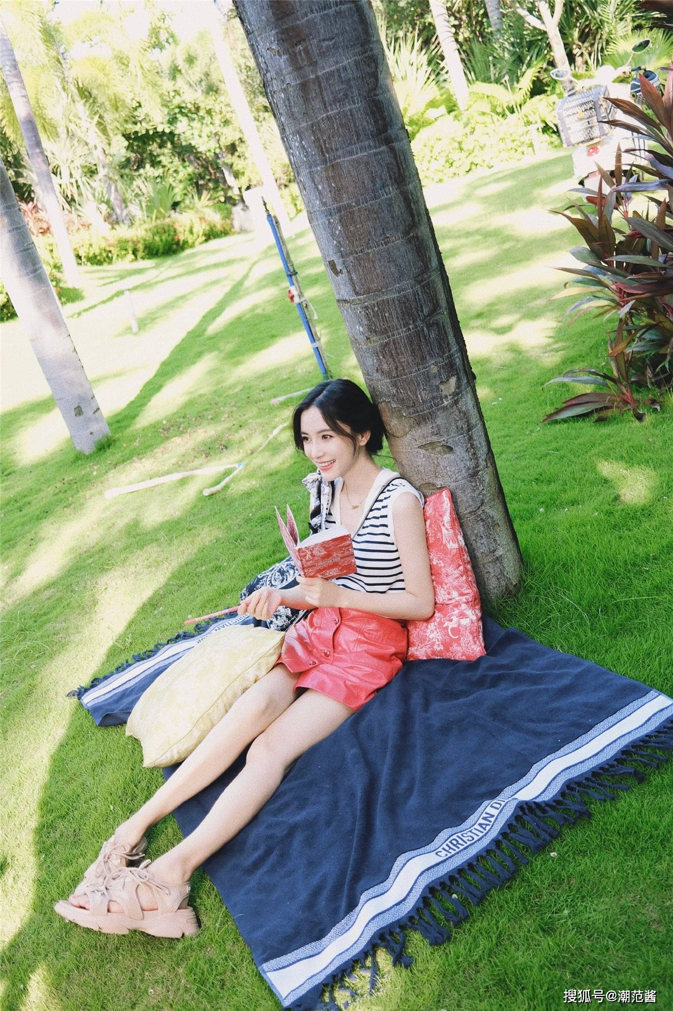get|Angelababy、杨幂穿背心太绝了！这些搭配法则赶快get