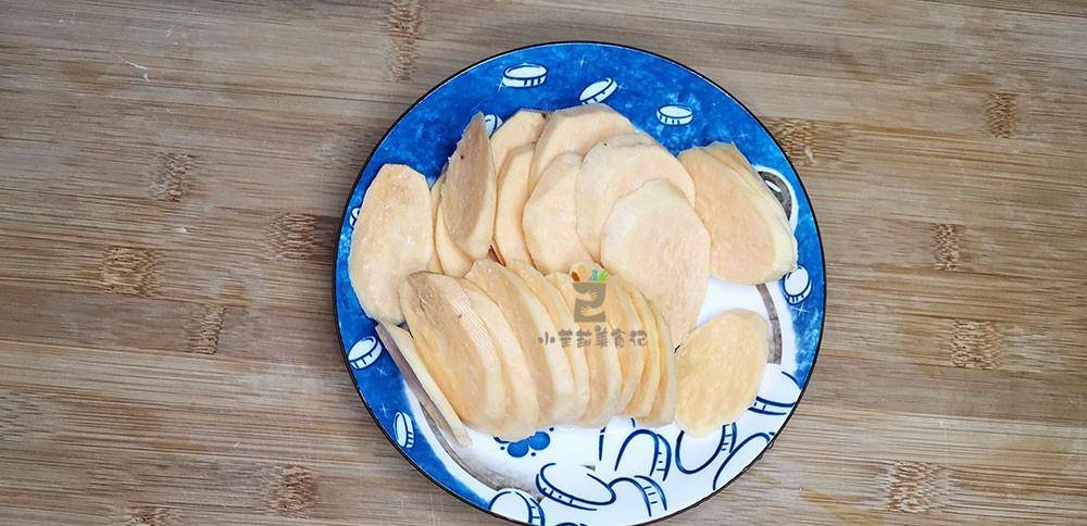 美食|霜降后多吃点红薯，教你新吃法，不煎也不炸，外酥里糯，老少皆宜