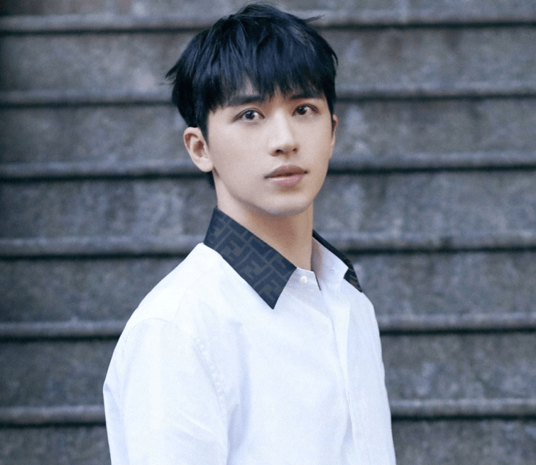 新综|张翰才退出《桃花坞》，转眼就加盟新综，“神仙阵容”收视要爆