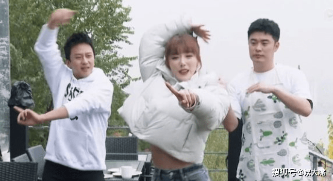 影后|43岁秦海璐为爱挑战女团舞！动作有点水，但赢在了眼神和气势上