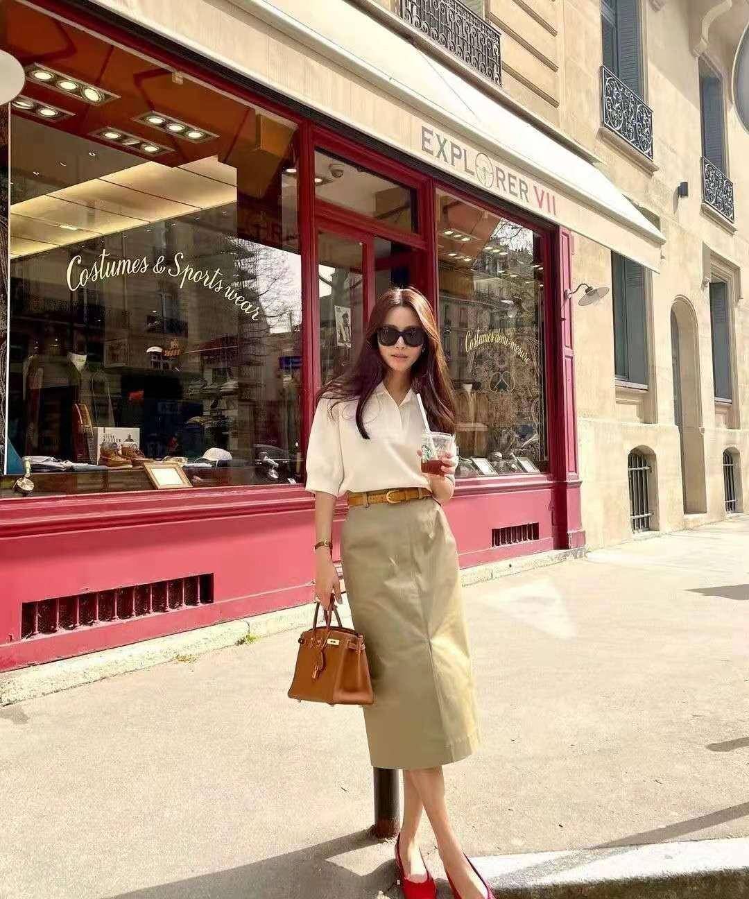 视觉|高级有质感的“短袖针织衫”，今夏流行这3种搭配，好看还超显瘦