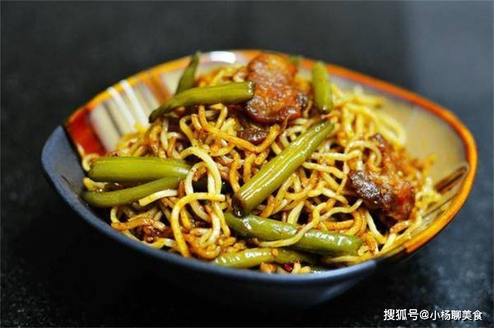 豆角焖面怎样做的不坨 e325177614d449b5960bf6a237c2f84a.jpeg