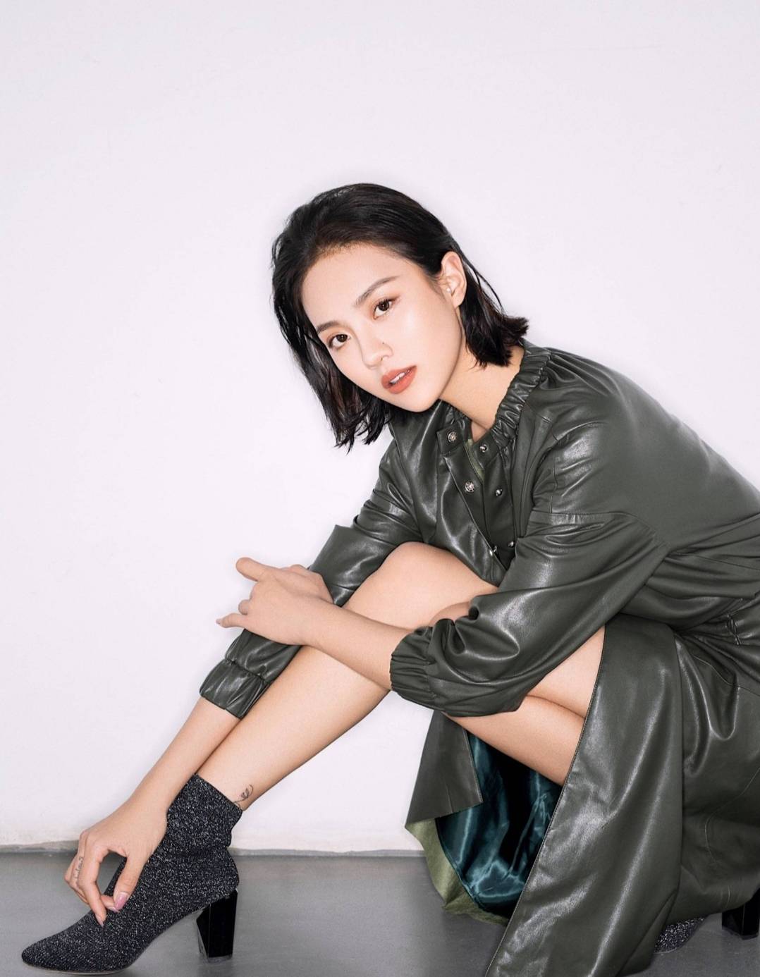 演技|《爱情公寓5》咖喱酱，剧中尬到极点，剧外却美得独树一帜有个性