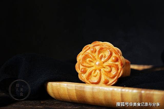广式月饼|详细步骤教你做广式月饼，好吃还省钱，其实没你想的那么难