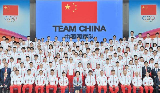 新潮|东京奥运服装大赏：美韩新潮前卫，中国奥运服不及“番茄炒蛋”？