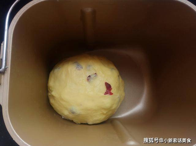 因为|这样做出来的面包，香甜柔软，太好吃了，儿子连吃5个直夸香