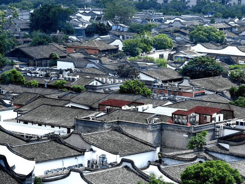 千年古城福州 又称"榕城"