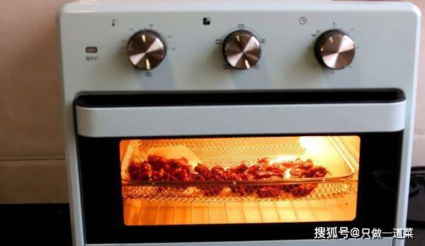 做法|教您在家做牛肉干，香味足不油腻，女人追剧男人下酒，唇齿留香