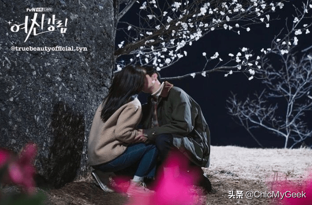 文佳|2021上半年韩剧10大吻戏盘点！宋江成人之吻尺度太A