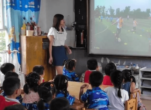 招聘|教育部正式通知，幼儿园招聘门槛变高，专科生或将无缘幼师行业