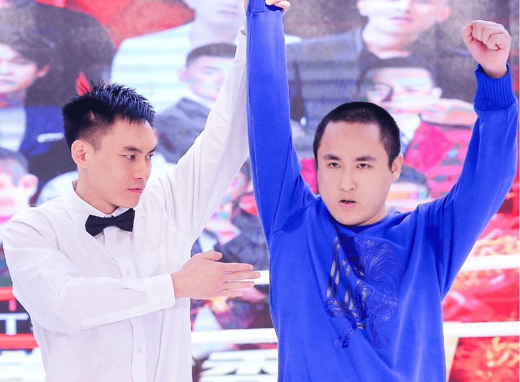 嘲讽|散打哥支持平台“涨粉收费”，怒斥圈内网红私下交易，遭粉丝嘲讽