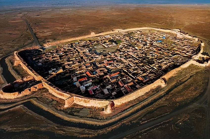 甘肃一座龟城拥有400多年的历史门票0元却没有游客