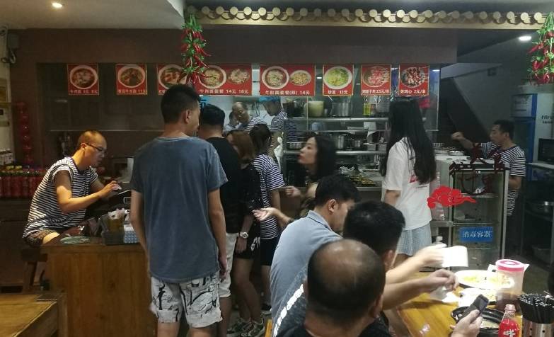 什么|青岛的拉面江湖，谁也不服谁，吃过了5家，朋友又推荐一家