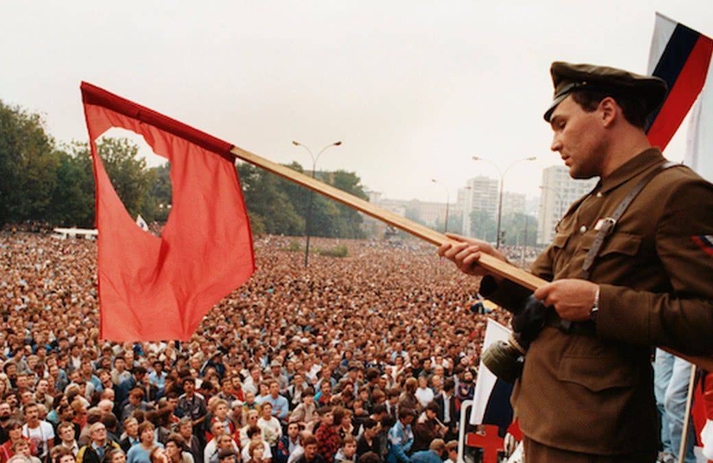 在苏联解体后,乌克兰继承大量苏联老大哥的遗产,工厂,大学及研究机构