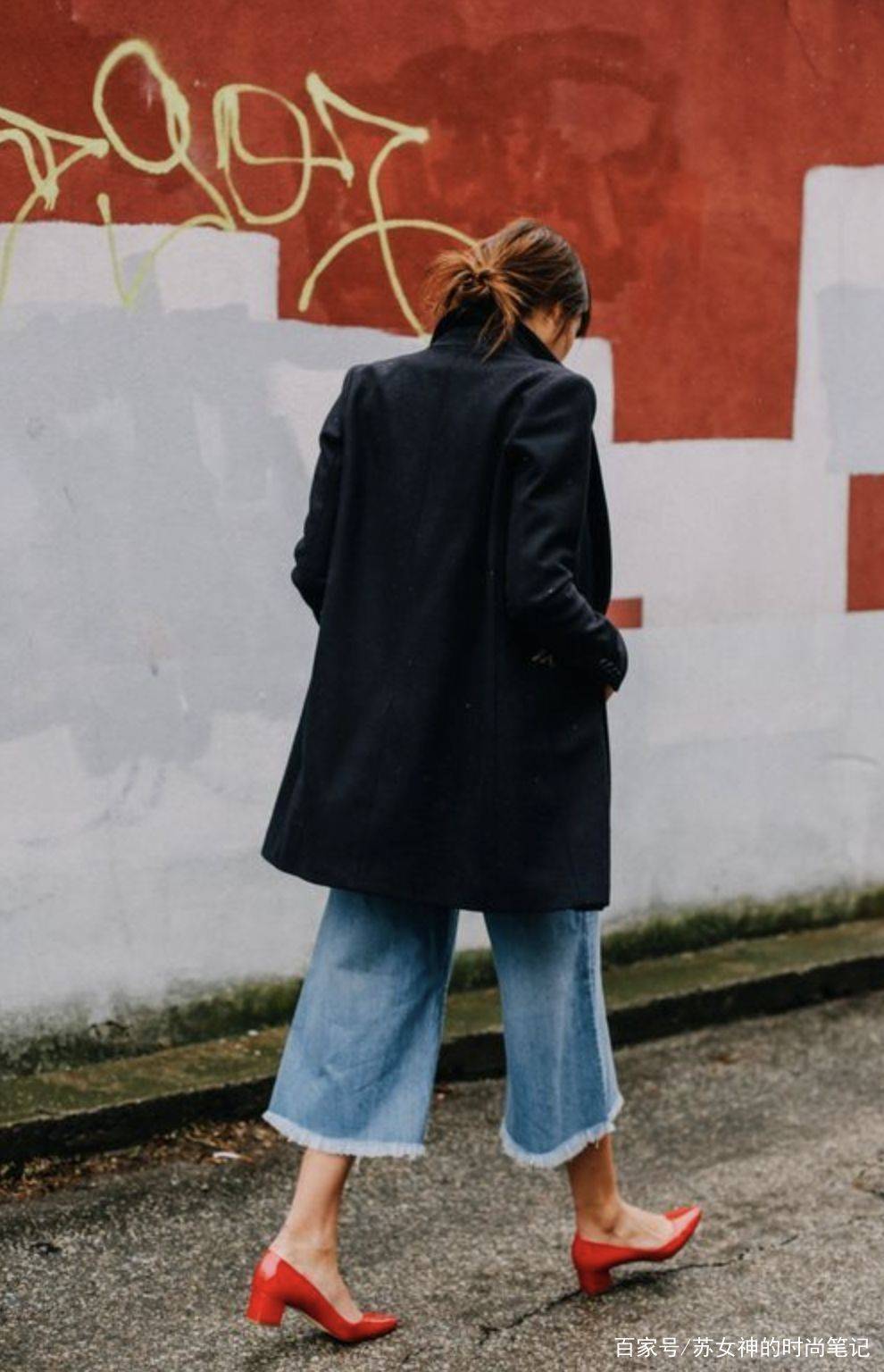 身材|40岁的女人别瞎传，今年流行这双“例假鞋”，复古优雅，谁穿谁美