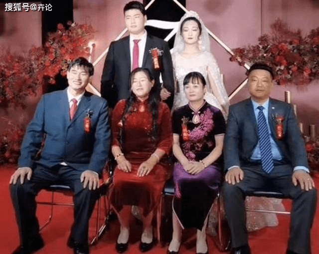 大衣哥家最新消息 1b6f6fbf3c37477680a4399b8749d58a.png