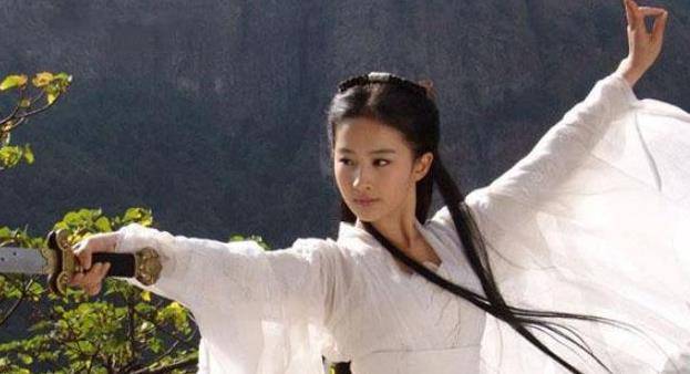 美人|五个仙气飘飘的古装美人,躲过了白娉婷,躲过了白浅,却躲不了她