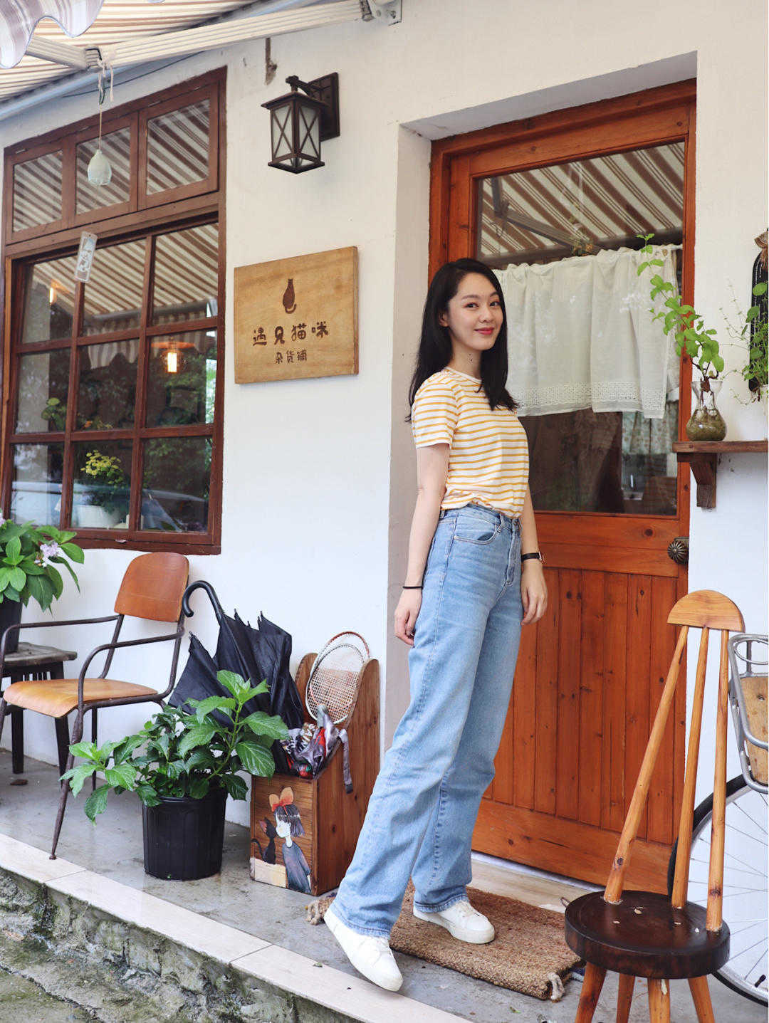 裤带|夏天穿牛仔裤，这四个款式上衣更符合，精致又耐看